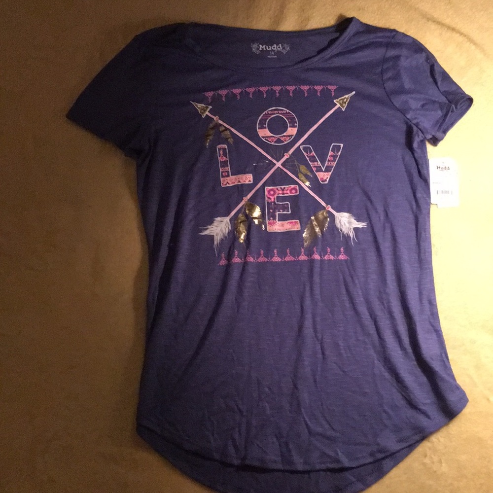 A Mudd shirt with a supper cute design!